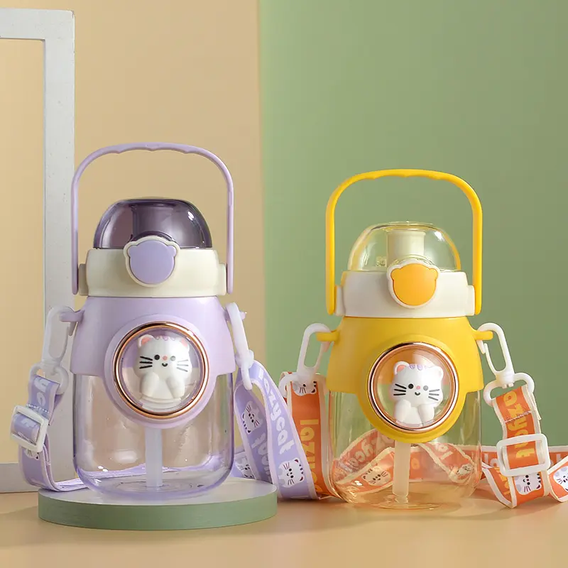 Through space capsule plastic cup food grade pc plastic large capacity girl baby water bottle for school Featured Image