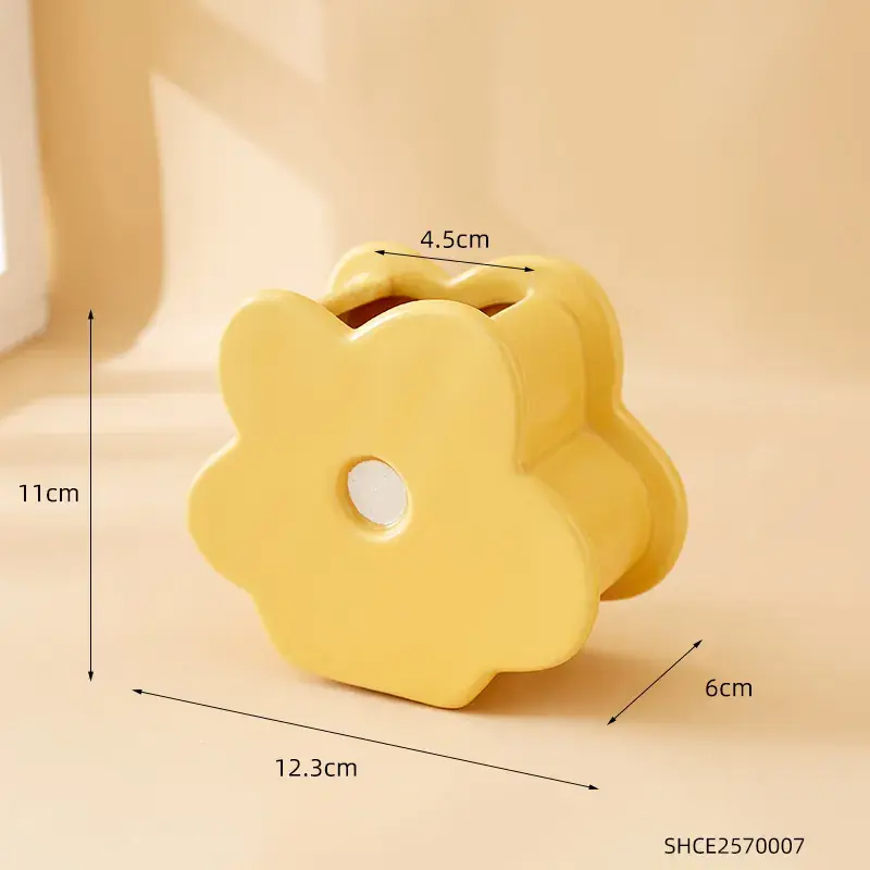 Nordic Home Decoration Vase Small Lovely Exquisite Fashion Flower Vase Living Room Bedroom Office Decoration Ceramic Vase Gift