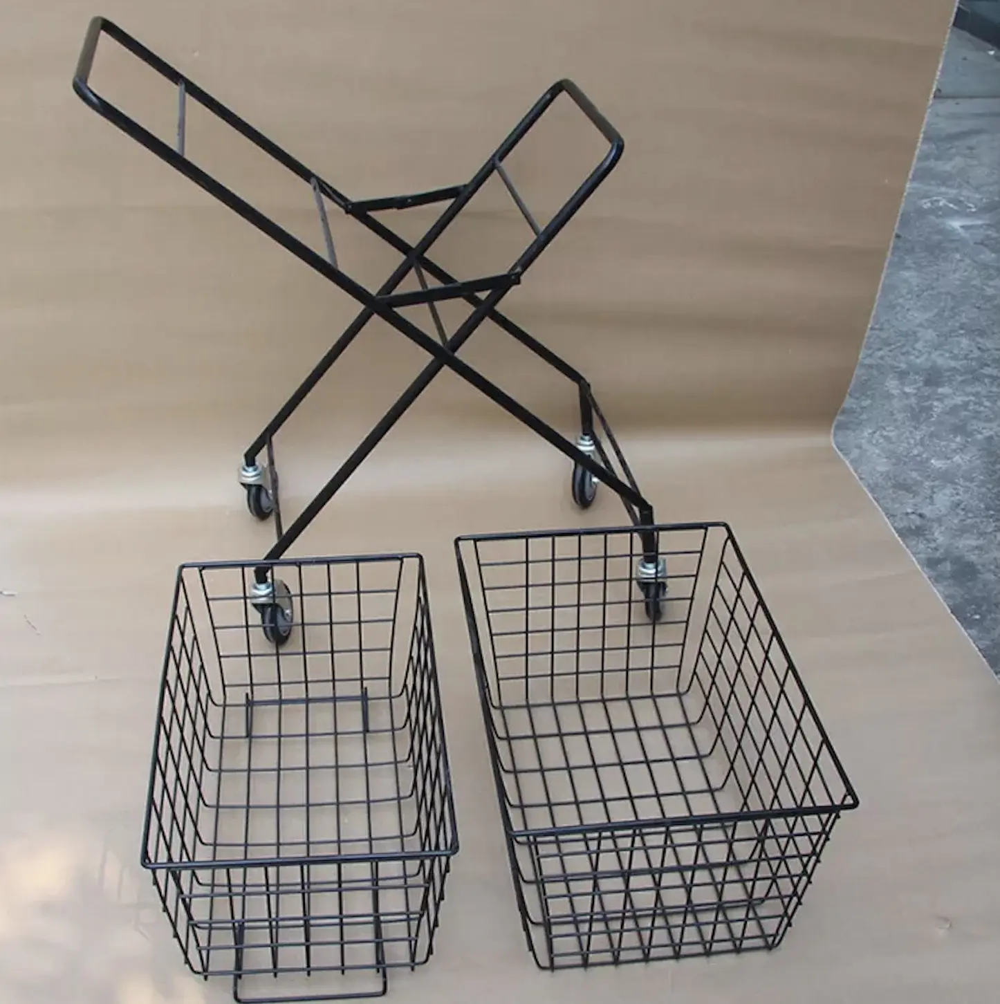 Double Layer Metal Sports equipment storage basket cart tennis ball trolley